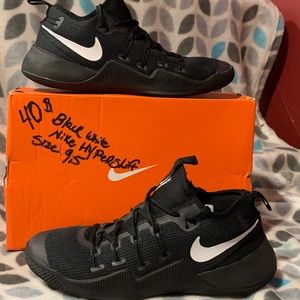 Nikes black and white .